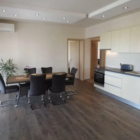 Siofoki Luxus Apartman *